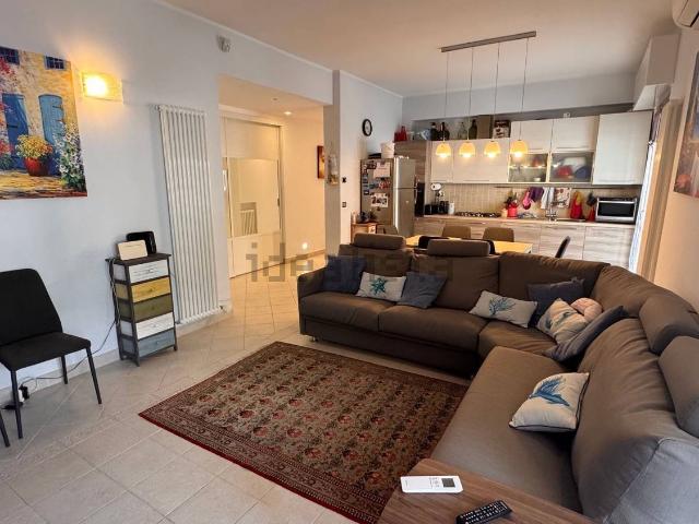 Appartamento in vendita a Pietra Ligure, Liguria