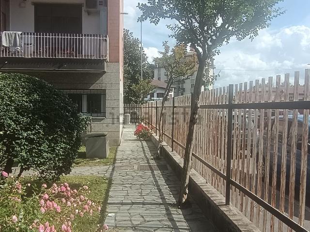 Appartamento in vendita a Quartiere Marchesina, Trezzano Sul Naviglio
