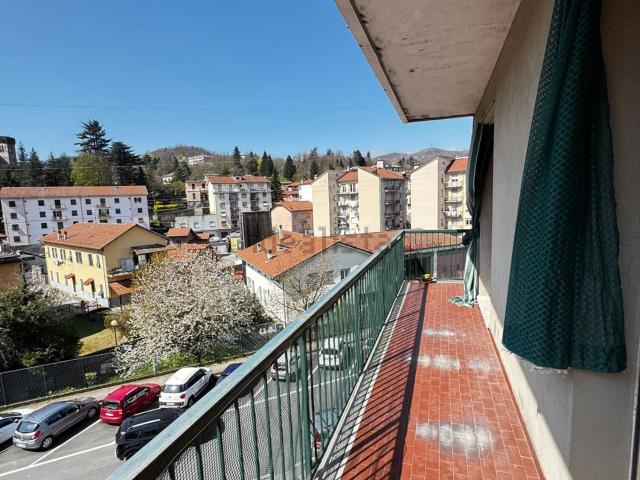 Appartamento in vendita a Busalla, Liguria