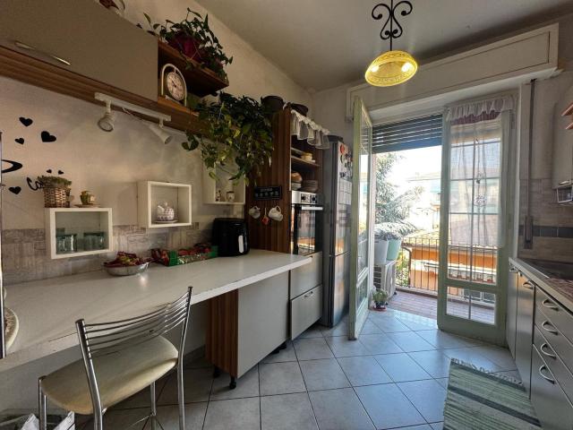 Appartamento in vendita a Sud-Ovest, Brenzone