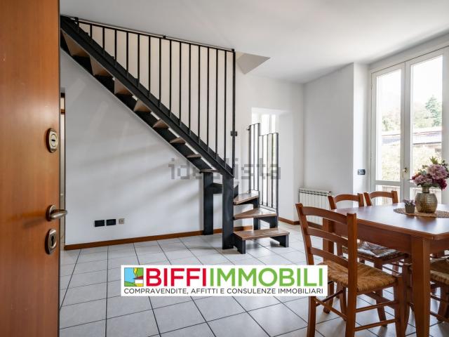 Appartamento in vendita a Brugora, Erba