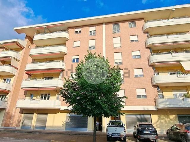Appartamento in vendita a Frosinone, Lazio