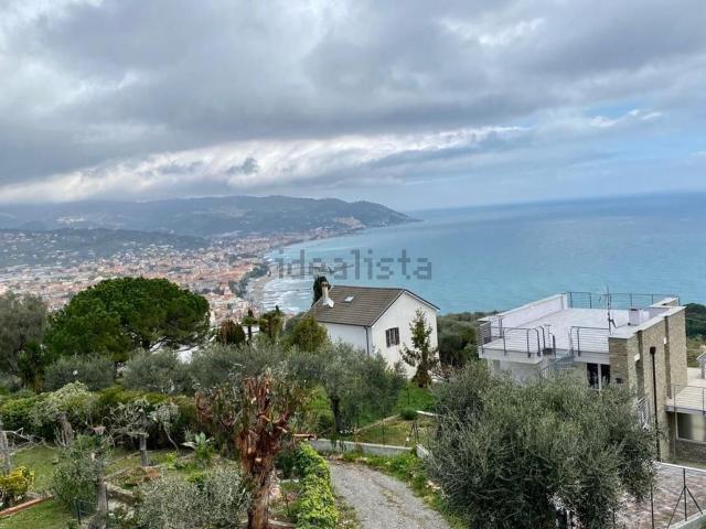 Attico in vendita a Diano Gorleri, Diano Marina