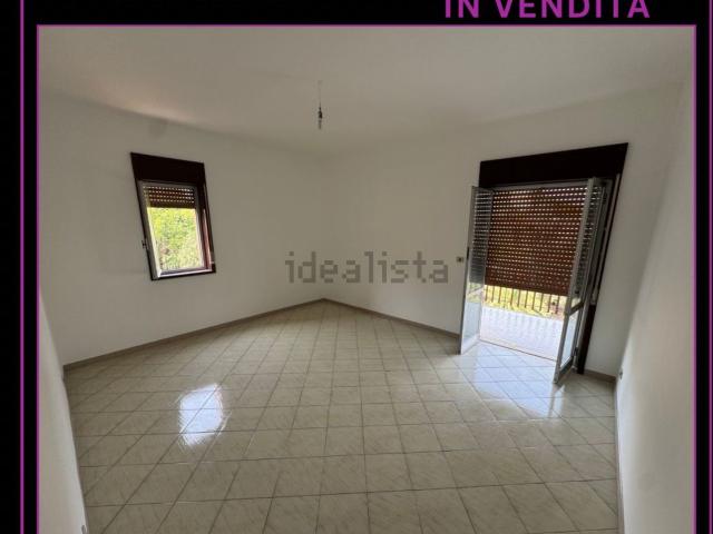 Appartamento in vendita a Carlentini, Sicilia