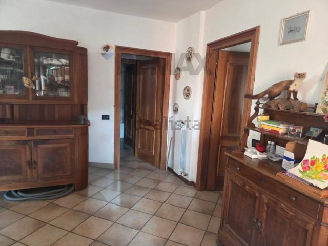 Appartamento in vendita a Casale, Casalzuigno