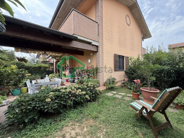 Appartamento in vendita a Cervignano D'adda, Lombardia