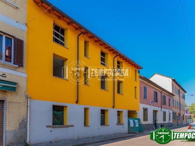 Appartamento in vendita a Bareggio, Lombardia