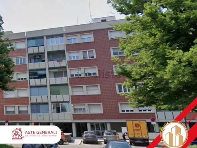 Appartamento in vendita a Quartiere Navile, Bologna
