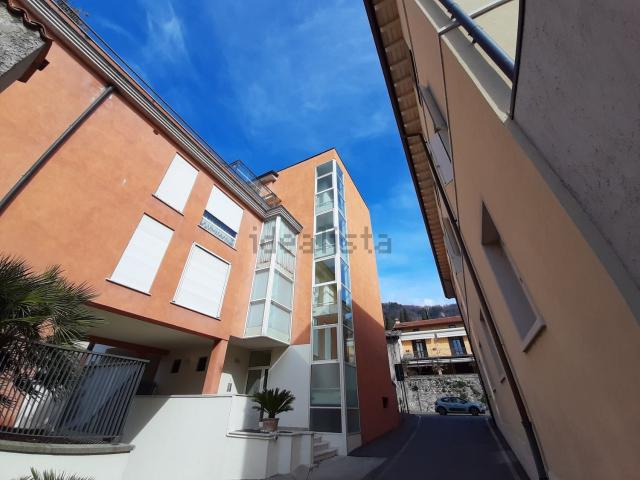 Appartamento in vendita a Comunità Montana Parco Alto Garda bresciano, Salò