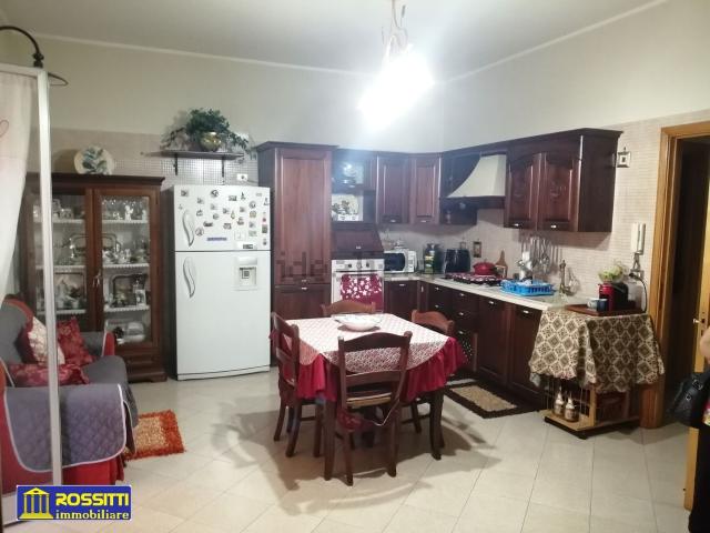 Appartamento in vendita a Paternò, Sicilia