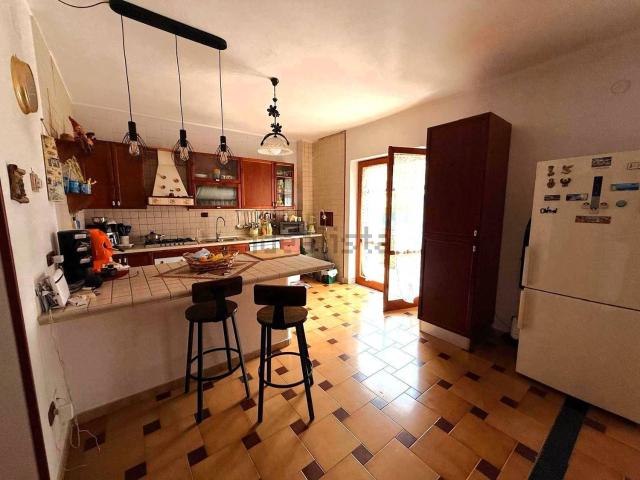 Appartamento in vendita a Arzano, Campania