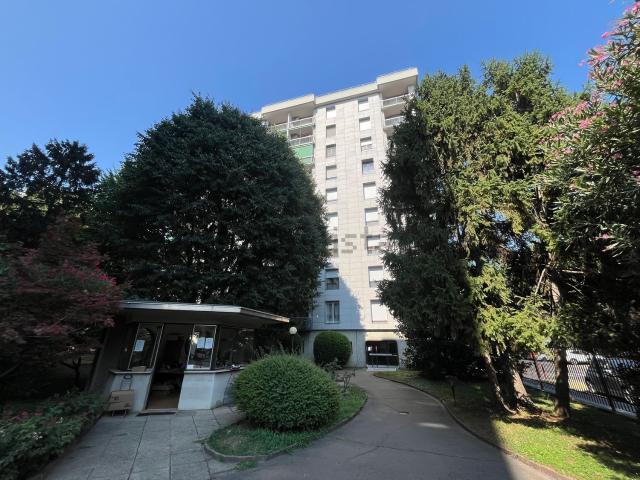 Appartamento in vendita a Molinetto di Lorenteggio, Corsico