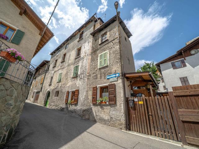 Appartamento in vendita a Comunità montana Alta Valtellina, Bormio