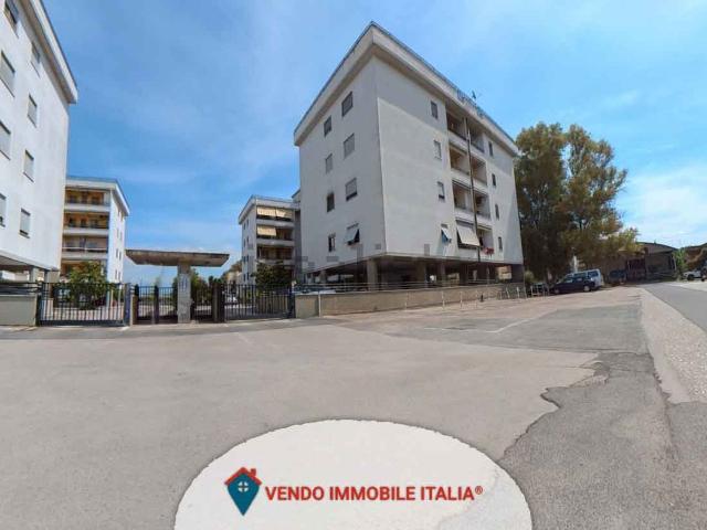 Appartamento in vendita a Torre La Felce, Latina