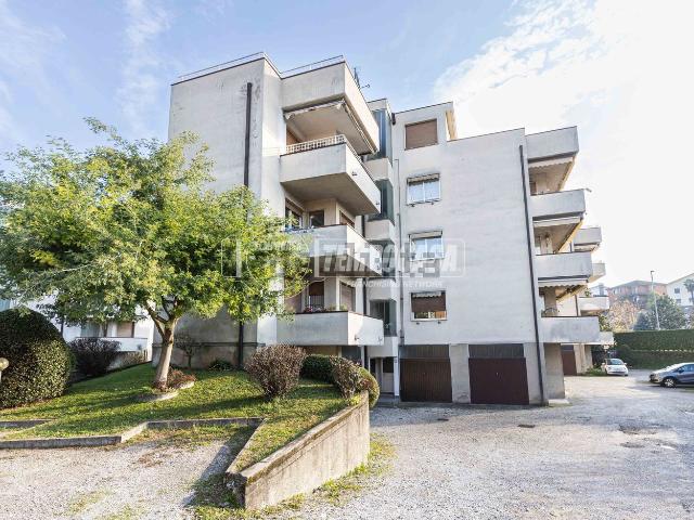 Appartamento in vendita a Verzago, Alzate Brianza
