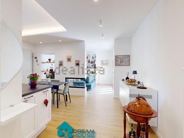 Appartamento in vendita a Borgo Grazzano, Reana Del Roiale