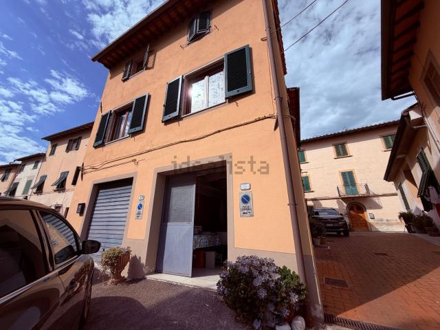 Appartamento in vendita a Unione dei Comuni Circondario dell'Empolese Valdelsa, Castelfiorentino