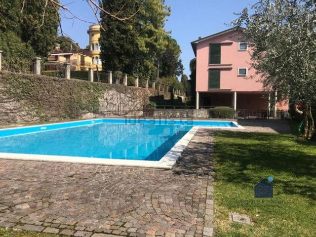 Appartamento in vendita a Morgnaga, Gardone Riviera