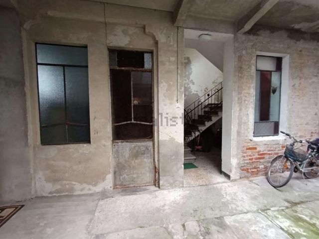 Appartamento in vendita a Oltreponte, Casale Monferrato