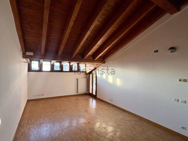 Appartamento in vendita a Carnovali, Bergamo