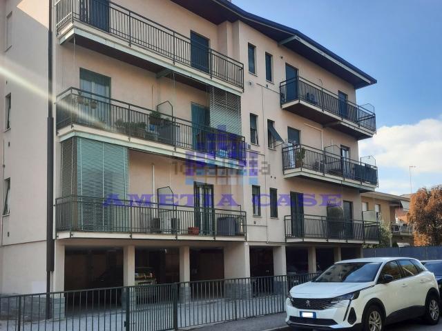 Appartamento in vendita a Oldaniga, Vimercate