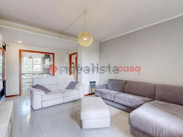 Appartamento in vendita a Gessate, Lombardia