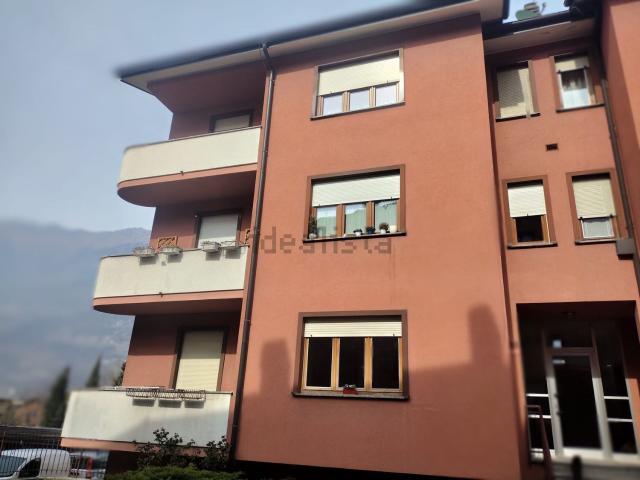 Appartamento in vendita a Morbegno, Lombardia