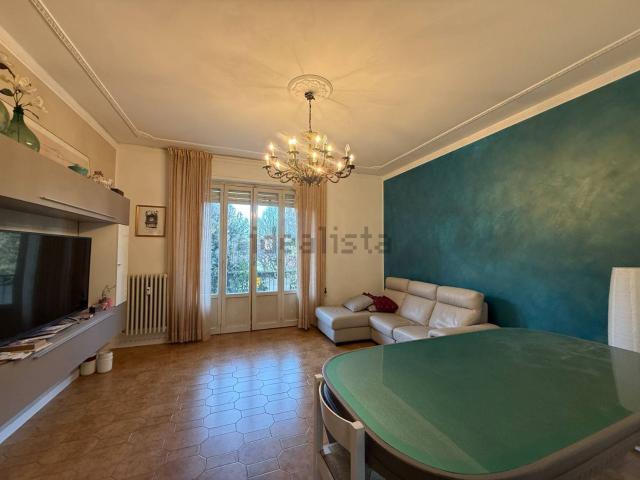 Appartamento in vendita a Porta Romana, Marche
