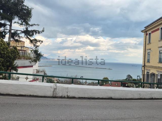 Appartamento in vendita a Vietri Sul Mare, Campania