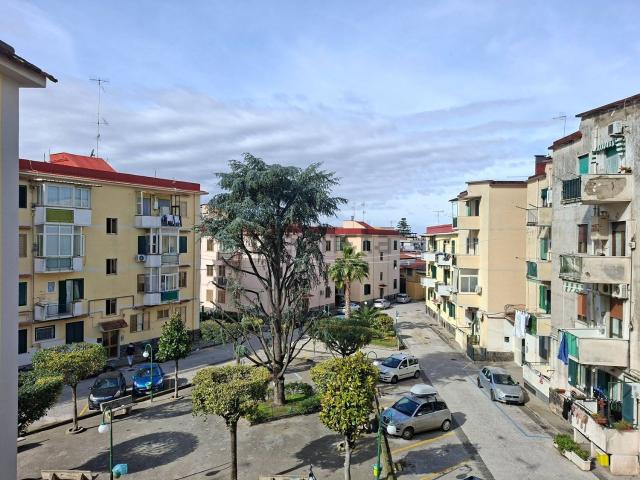 Appartamento in vendita a Sant'anastasia, Campania