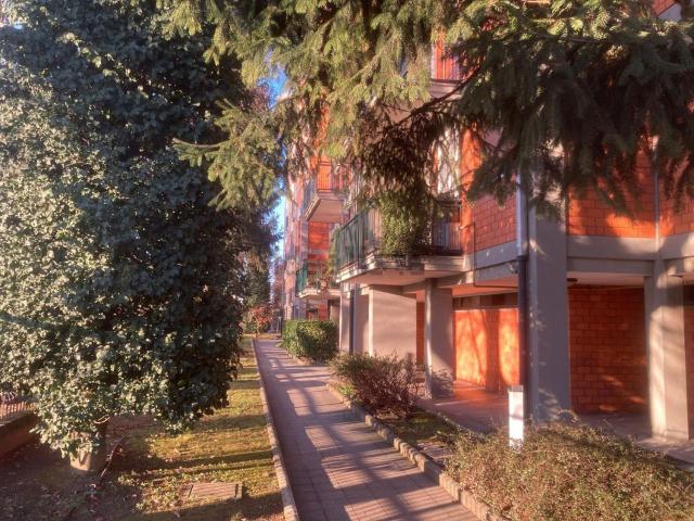 Appartamento in vendita a Sacro Cuore-Stazione, Desio