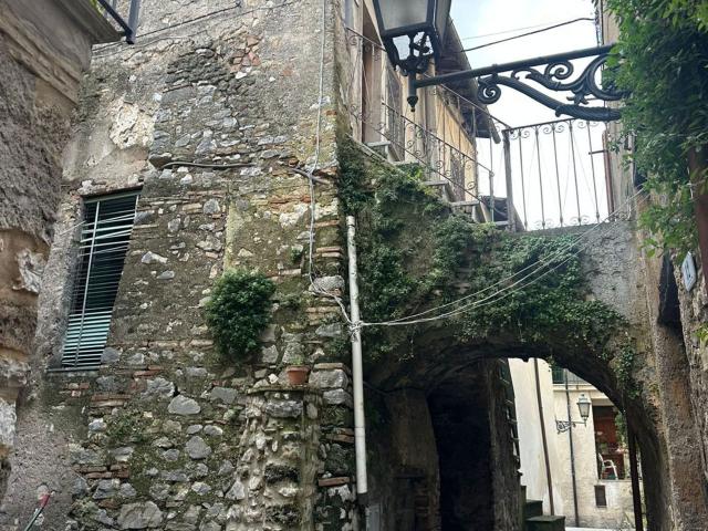 Appartamento in vendita a Terni, Umbria
