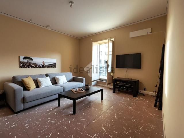 Appartamento in vendita a Quartiere Tribunale, Calabria