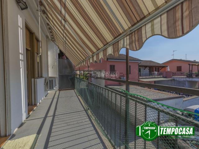 Appartamento in vendita a Cascina Vignola, Pavia