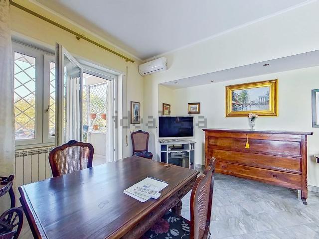 Appartamento in vendita a Parco Azzurro, Colleverde