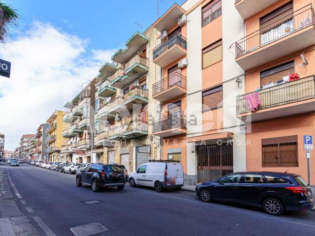 Appartamento in vendita a Gravina Di Catania, Sicilia