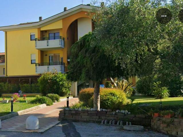 Appartamento in vendita a Trecastelli, Marche