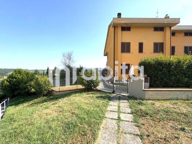 Appartamento in vendita a San Cipriano-Santa Barbara-Cetinale, Cavriglia
