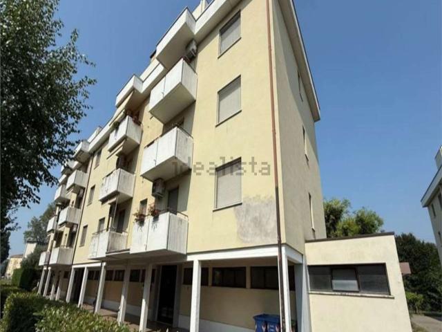 Appartamento in vendita a Unione Comuni Modenesi Area Nord, Mirandola