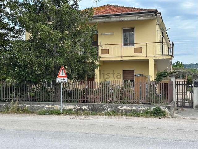 Appartamento in vendita a San Giovanni Teatino, Abruzzo
