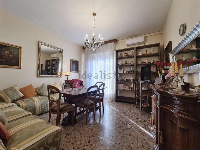Appartamento in vendita a Modena, Buon Pastore