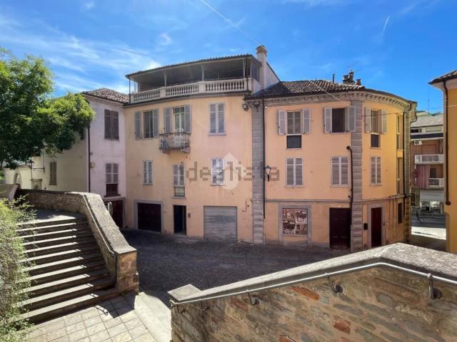 Appartamento in vendita a Santo Stefano Belbo, Cuneo