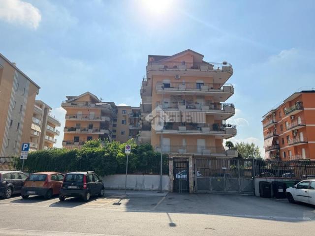 Attico in vendita a Casalnuovo di Napoli, Napoli