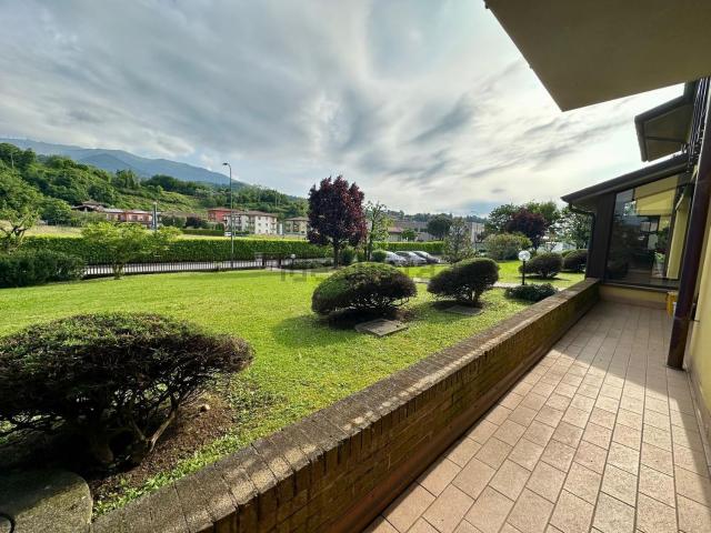 Appartamento in vendita a Pontida, Lombardia