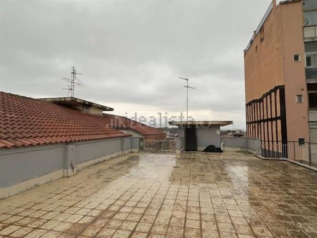 Appartamento in vendita a Valverde, Sicilia