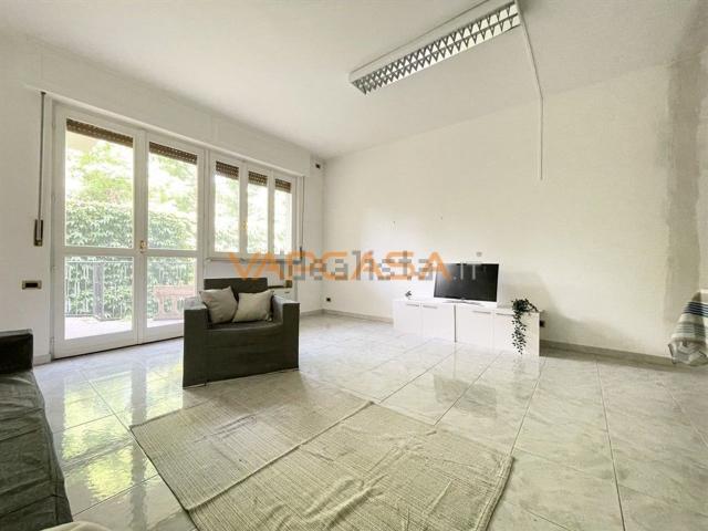 Appartamento in vendita a Treviglio, Lombardia