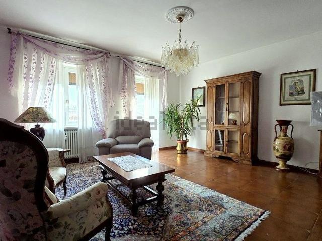 Appartamento in vendita a Pallin, Aosta
