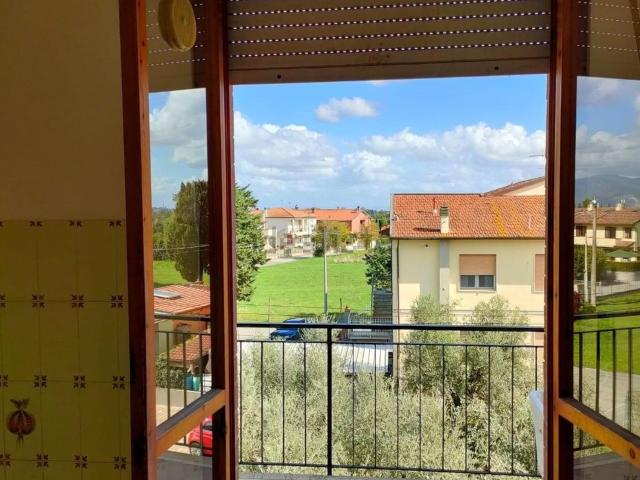 Appartamento in vendita a Collesalvetti, Livorno