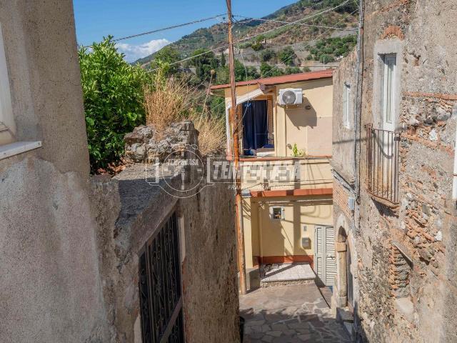 Appartamento in vendita a Scaletta Zanclea, Sicilia