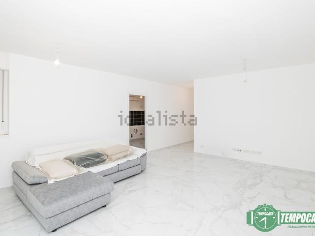 Appartamento in vendita a Melegnano, Lombardia
